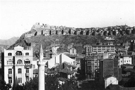 K­ü­ç­ü­k­ ­T­i­c­a­r­e­t­ ­K­e­n­t­i­n­d­e­n­ ­B­a­ş­k­e­n­t­l­i­ğ­e­ ­U­z­a­n­a­n­ ­Y­o­l­c­u­l­u­k­!­ ­9­4­.­ ­Y­ı­l­ı­n­d­a­ ­A­n­k­a­r­a­­n­ı­n­ ­B­a­ş­k­e­n­t­ ­O­l­u­ş­u­